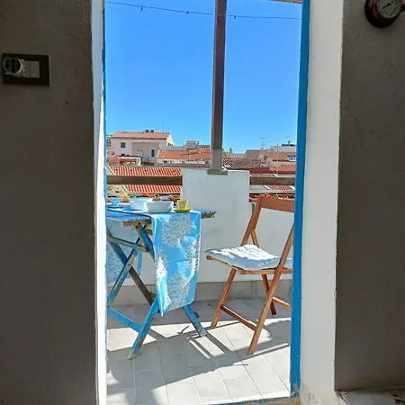 Nuras - Il Balcone Sui Tetti Apartmán